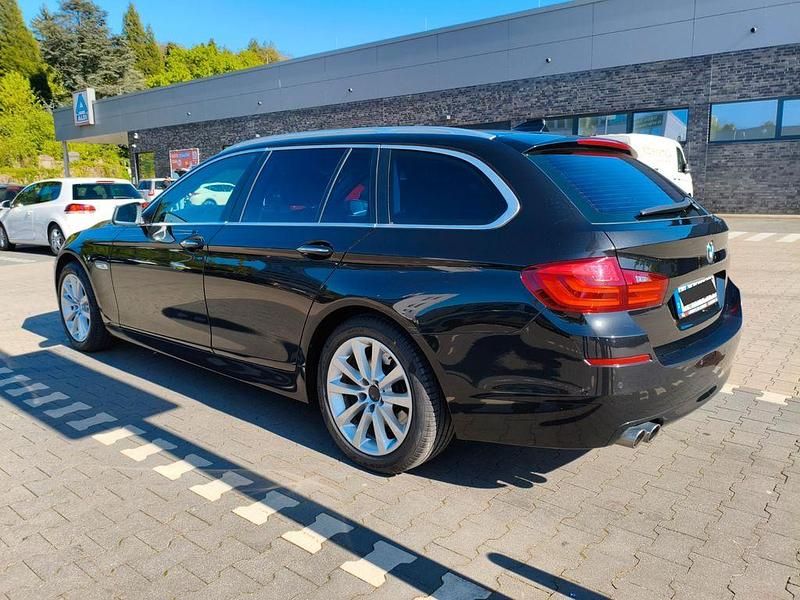 Usata BMW 525 218 CV (160 kW) 2012 Nero Berlina