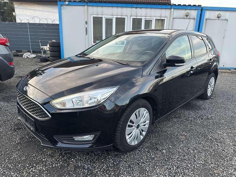 Gebraucht Ford Focus Business Edition 125 PS (91 kW) 2016 Iridiumschwarz metallic Kombi