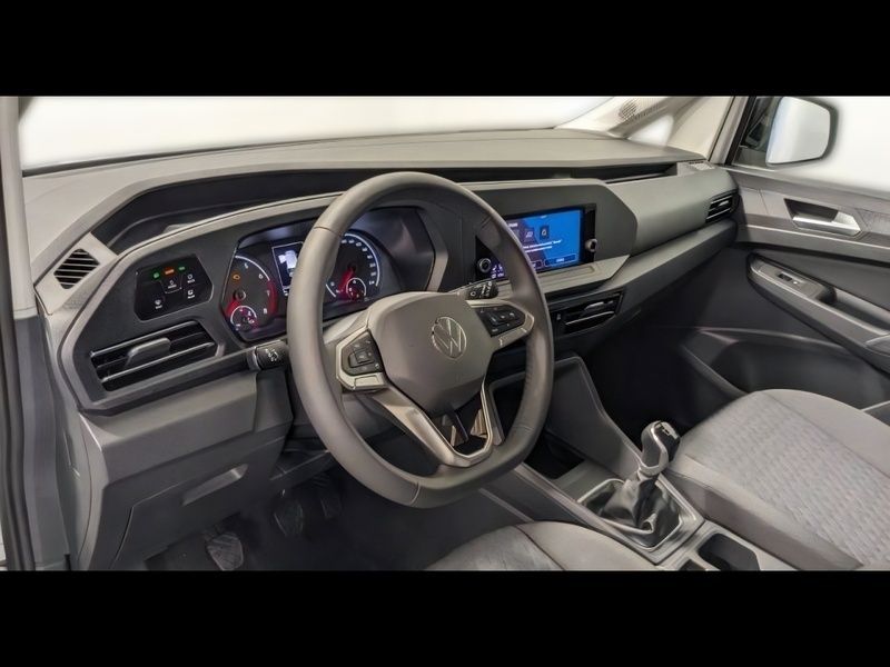 Gebraucht VW Caddy Life 114 PS (83 kW) 2024 Weiß Van / Kleinbus