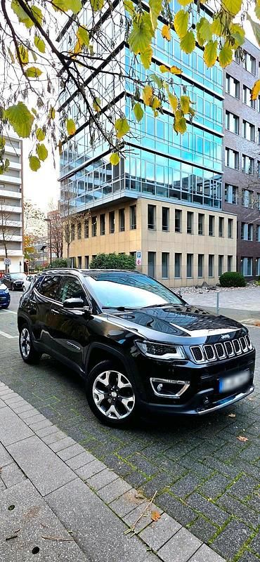 Gebraucht Jeep Compass Limited 170 PS (125 kW) 2020 Schwarz SUV