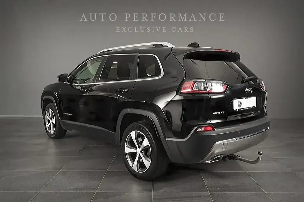 Gebraucht Jeep Cherokee Limited 194 PS (142 kW) 2020 Schwarz SUV