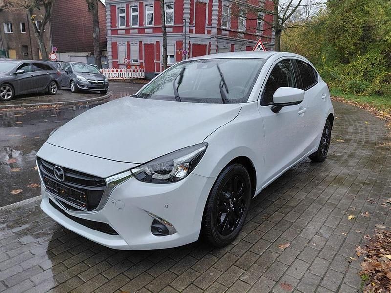 Silber Gebraucht 2019 Mazda 2 Kizoku Limousine | 9.999 € (Superpreis) - Bild 1/4