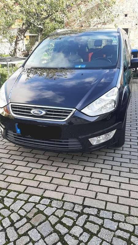 Schwarz Gebraucht 2013 Ford Galaxy Business Edition Van / Kleinbus | 8.500 € (Etwas zu teuer) - Bild 1/4