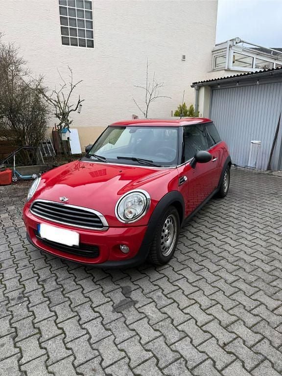 Gebraucht Mini ONE 75 PS (55 kW) 2012 Rot Kleinwagen