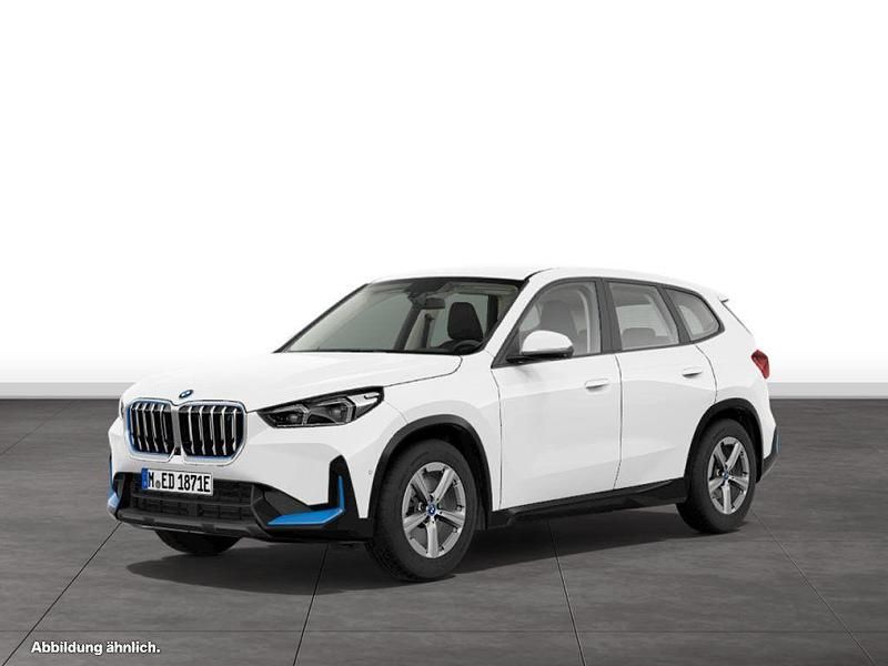 Alpinweiss Gebraucht 2023 BMW iX1 SUV | 42.184 € (Etwas zu teuer) - Bild 1/4