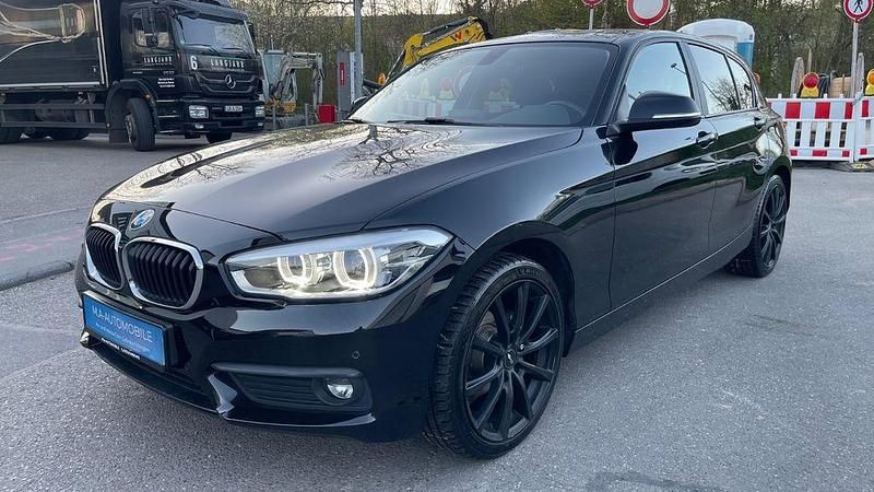 Gebraucht BMW 118 Advantage 136 PS (100 kW) 2018 Schwarz Kleinwagen