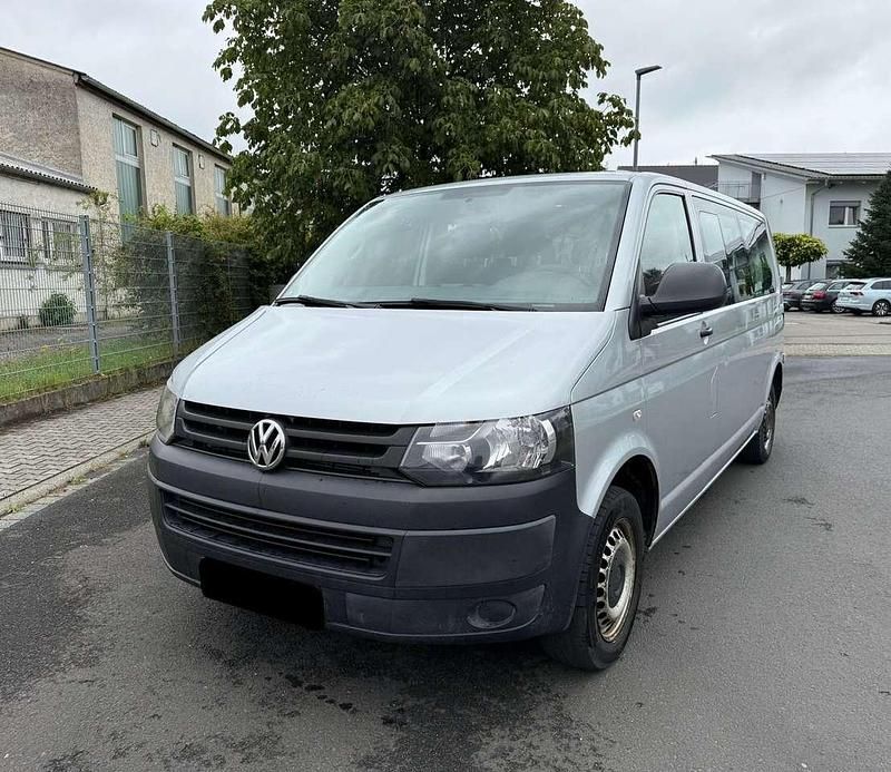 Silber Gebraucht 2015 VW Transporter Van | 9.900 € - Bild 1/4