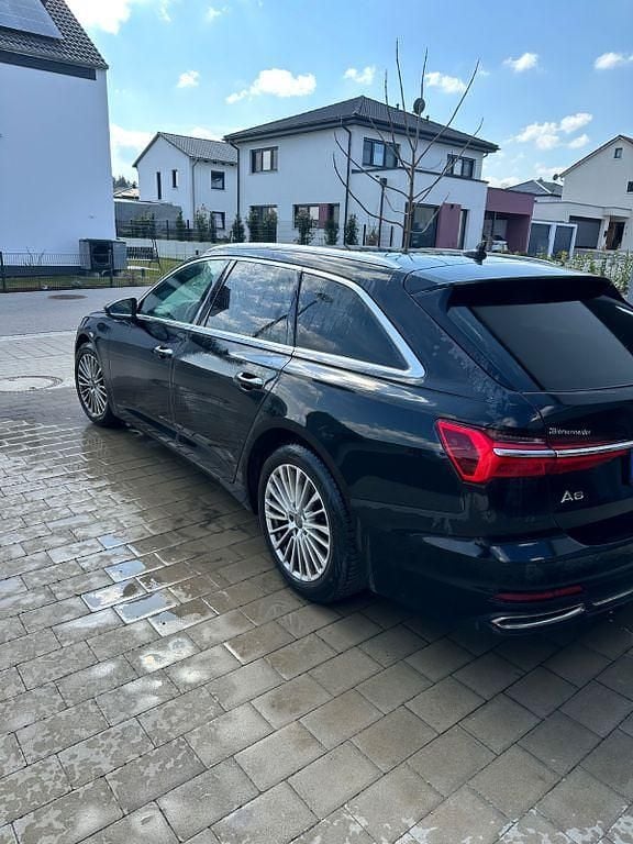 Gebraucht Audi A6 Ambiente 231 PS (169 kW) 2019 Schwarz Kombi