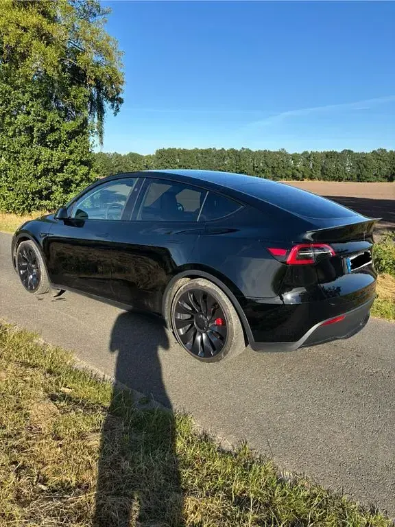 Gebraucht Tesla Model Y Performance 369 kW (503 PS) 2024 Schwarz SUV