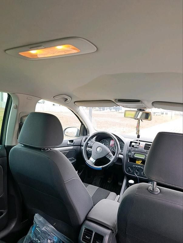 Gebraucht VW Golf V United 102 PS (75 kW) 2008 Grau Kombi