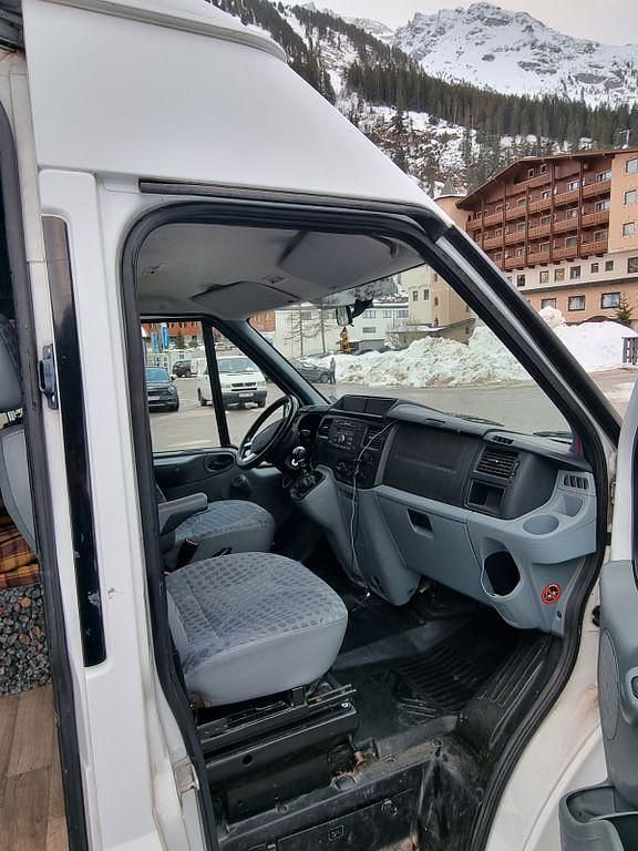Gebraucht Ford Transit 116 PS (85 kW) 2009 Weiß Van / Kleinbus