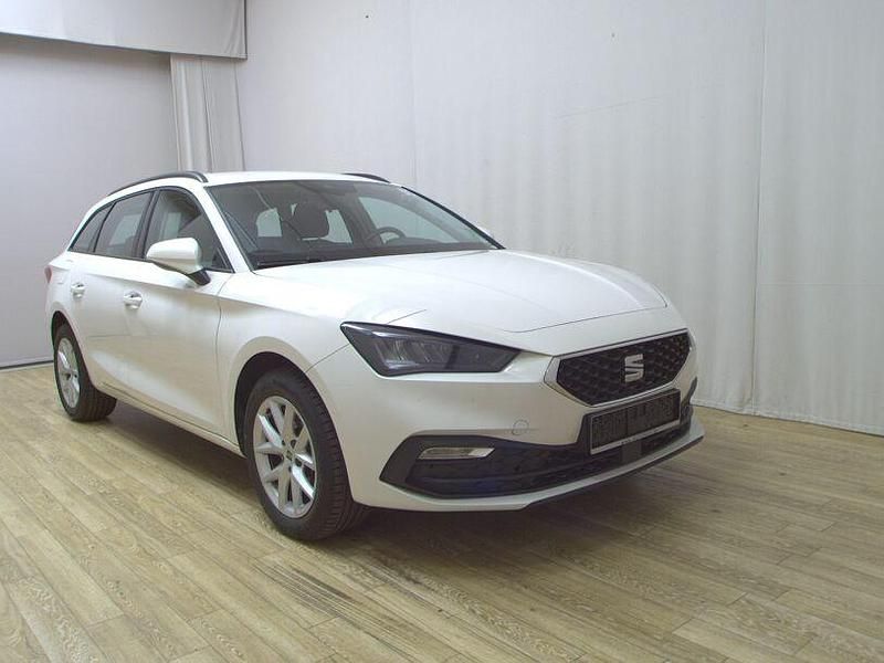 Gebraucht Seat Leon 150 PS (110 kW) 2022 Weiss