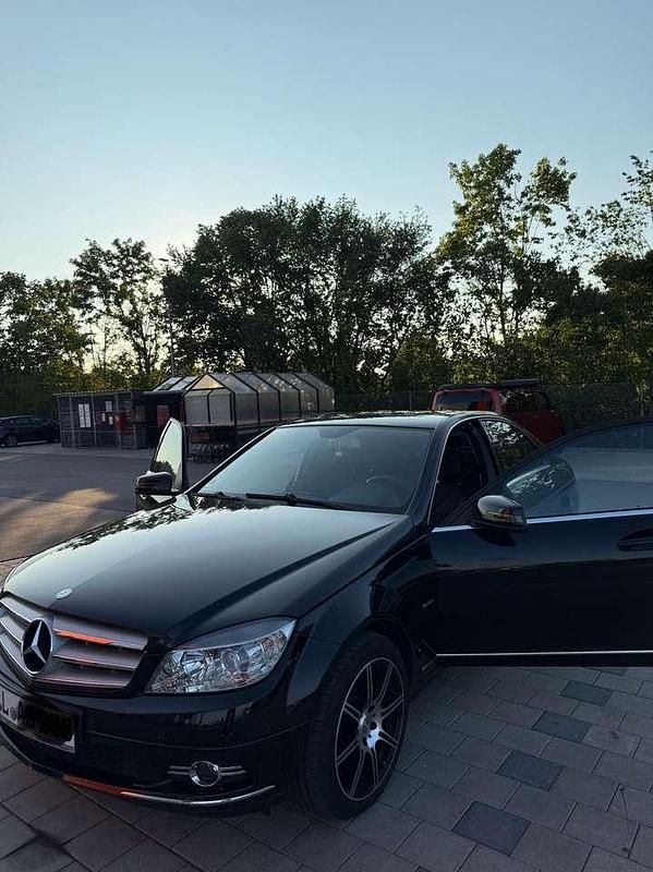 Gebraucht Mercedes C180 Avantgarde 156 PS (114 kW) 2008 Limousine