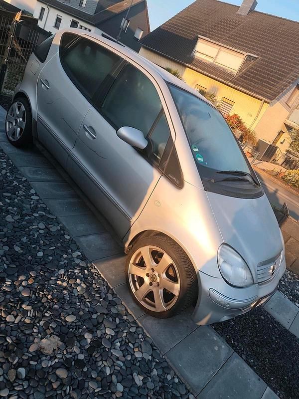 Gebraucht Mercedes A170 95 PS (69 kW) 2001 Silber Kleinwagen