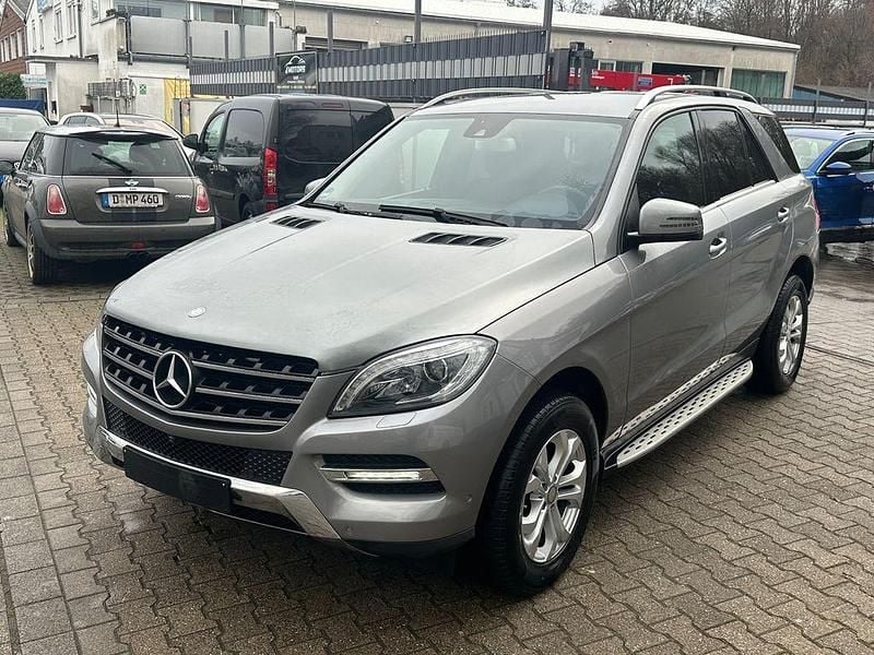 Silber Gebraucht 2014 Mercedes ML350 SUV | 14.800 € (Superpreis) - Bild 1/4