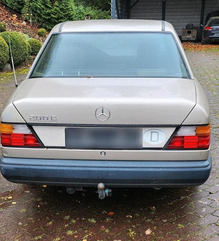 Gebraucht Mercedes E200 1989 Limousine