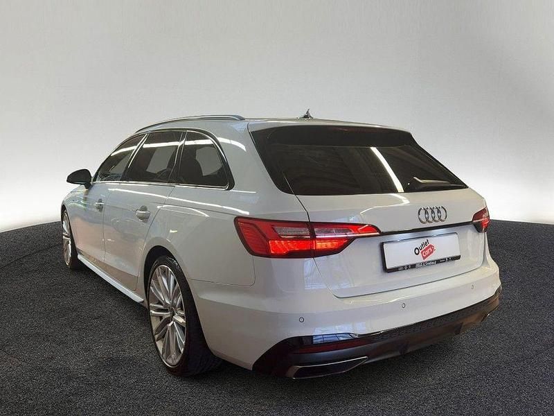 Gebraucht Audi A4 S-Line 163 PS (119 kW) 2022 Gletscherweiß metallic Kombi