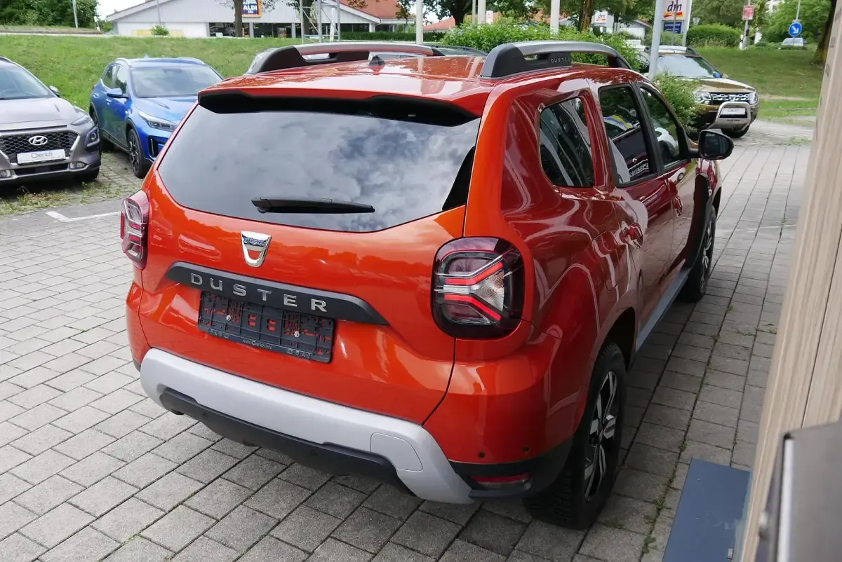 Gebraucht Dacia Duster Prestige 150 PS (110 kW) 2022 Orange arizona SUV
