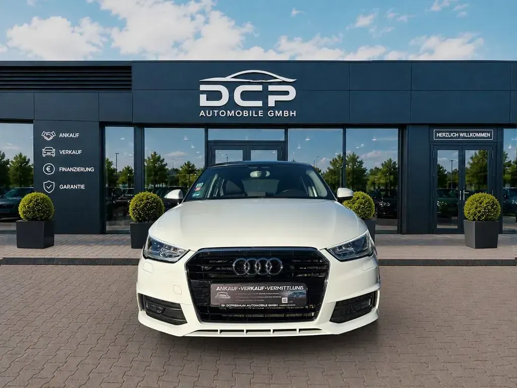 Gebraucht Audi A1 Sportback S-Line 90 PS (66 kW) 2017 Gletscherweiss Kleinwagen