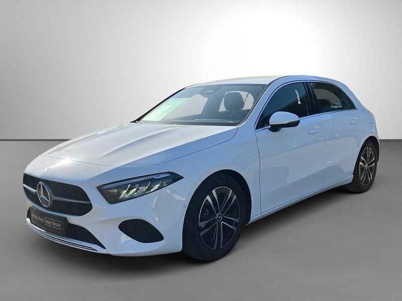 Gebraucht Mercedes A180 Progressive 136 PS (100 kW) 2025 Weiß Limousine