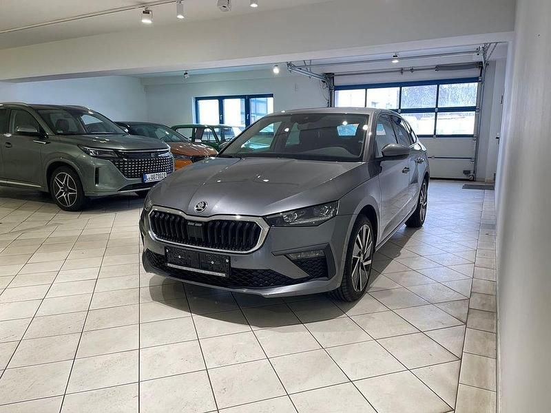 Gebraucht Skoda Scala 116 PS (85 kW) 2024 Grau Kleinwagen