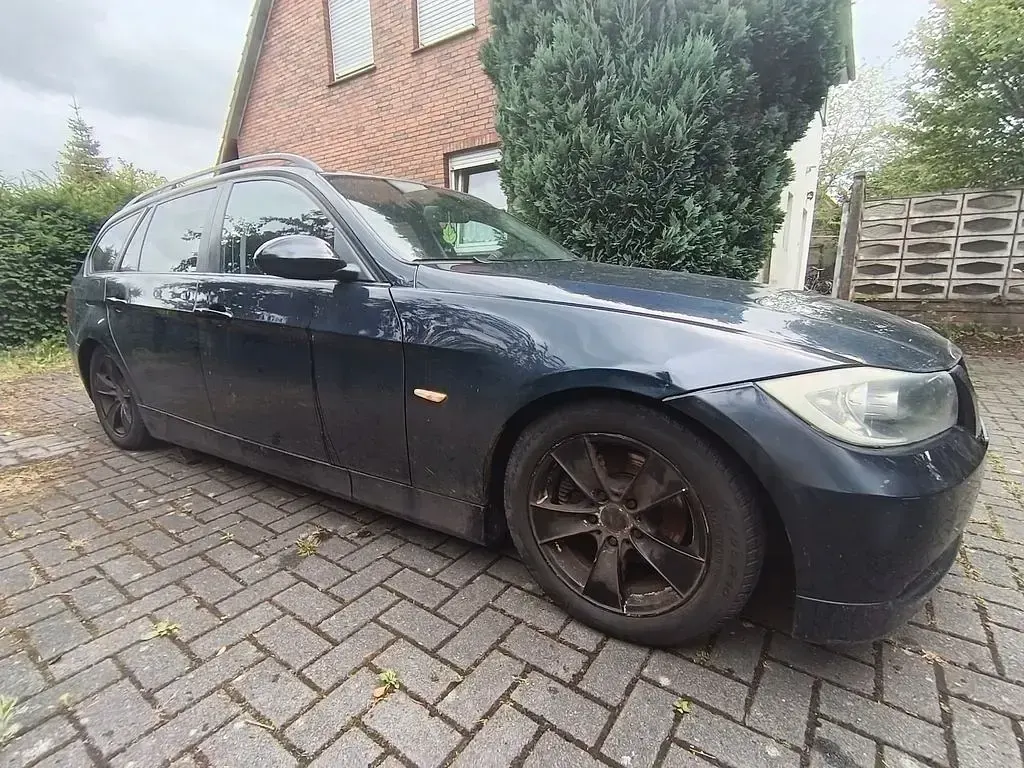 Gebraucht BMW 320 Performance 150 PS (110 kW) 2006 Blau Kombi