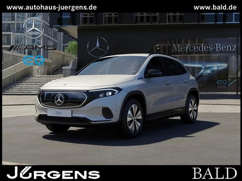 Digitalweiß Gebraucht 2021 Mercedes EQA250 Progressive SUV | 27.880 € (Guter Preis) - Bild 1/4