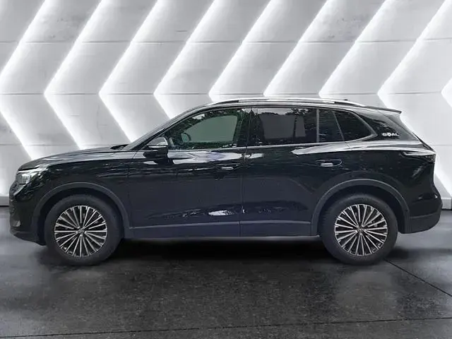 Gebraucht VW Tiguan Life 150 PS (110 kW) 2025 Schwarz SUV