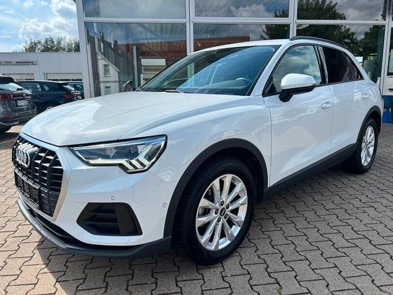 Weiß Gebraucht 2021 Audi Q3 Advanced SUV | 26.190 € (Fairer Preis) - Bild 1/4
