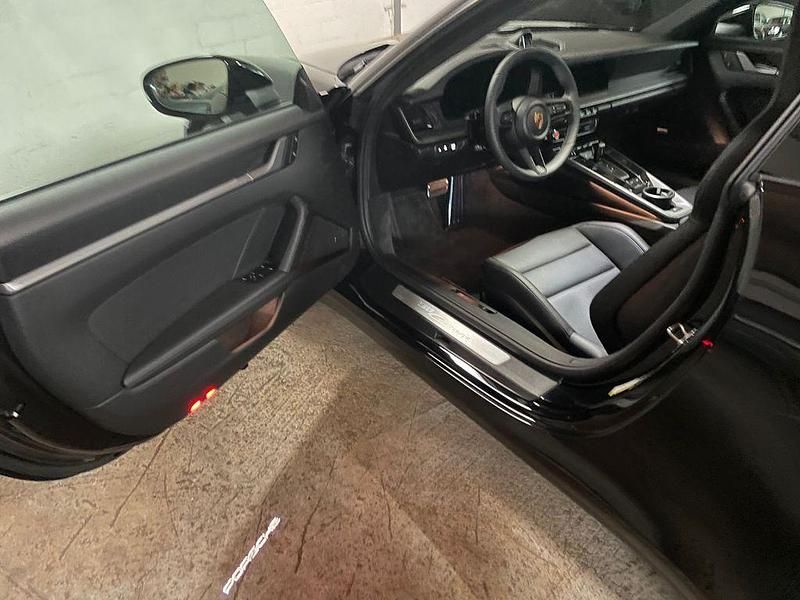 Gebraucht Porsche 992 Chrono 394 PS (289 kW) 2025 Schwarz