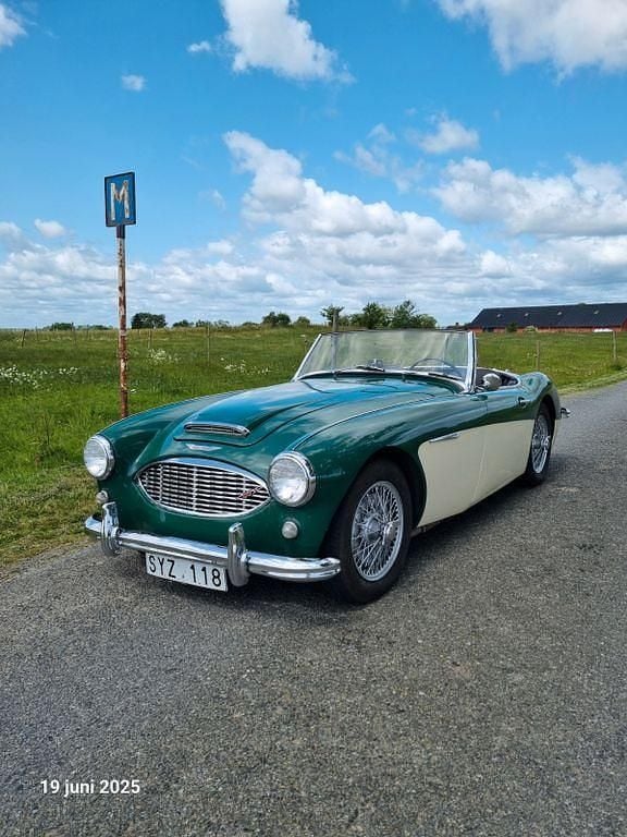Grün Gebraucht 1958 Austin Healey 100 Cabrio | 39.000 € - Bild 1/4