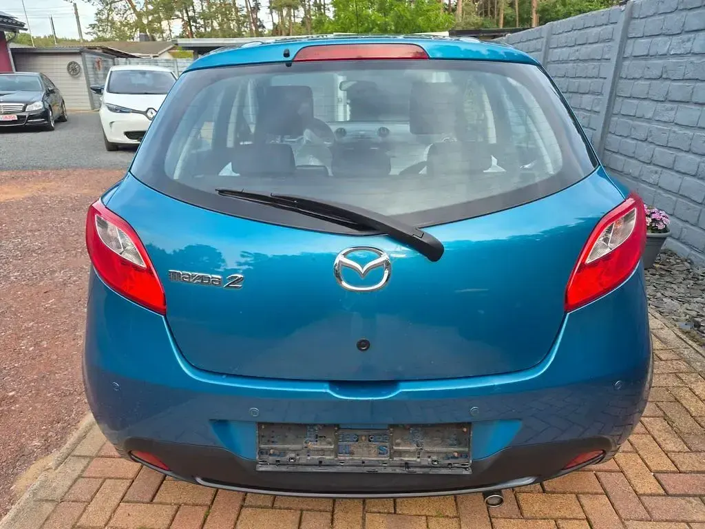 Gebraucht Mazda 2 Active 84 PS (61 kW) 2010 Blau Kleinwagen