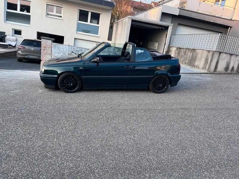 Second-hand VW Golf 90 CP (66 kW) 1994 Verde Cabrio