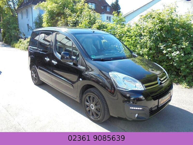 Schwarz Gebraucht 2015 Citroën Berlingo SELECTION Van / Kleinbus | 6.950 € (Fairer Preis) - Bild 1/4