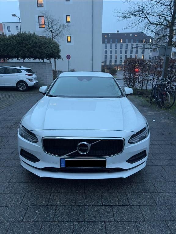 Second-hand Volvo S90 250 CP (183 kW) 2018 Alb Berlinǎ