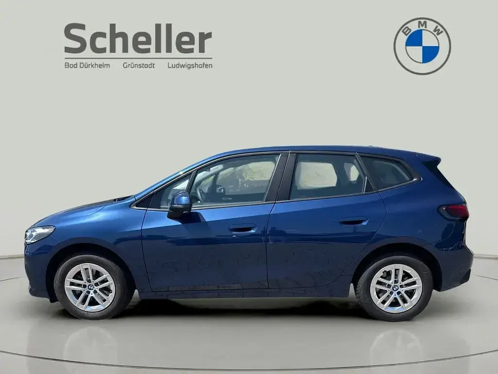 Gebraucht BMW 220 Active Tourer 170 PS (125 kW) 2024 Blau Van / Kleinbus