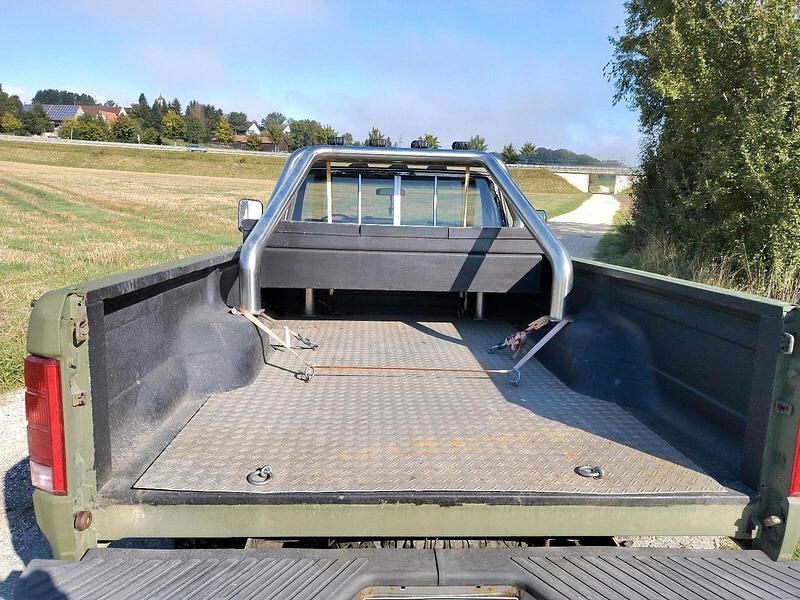 Gebraucht Ford F100 XLT 120 PS (88 kW) 1983 Grün Abholung