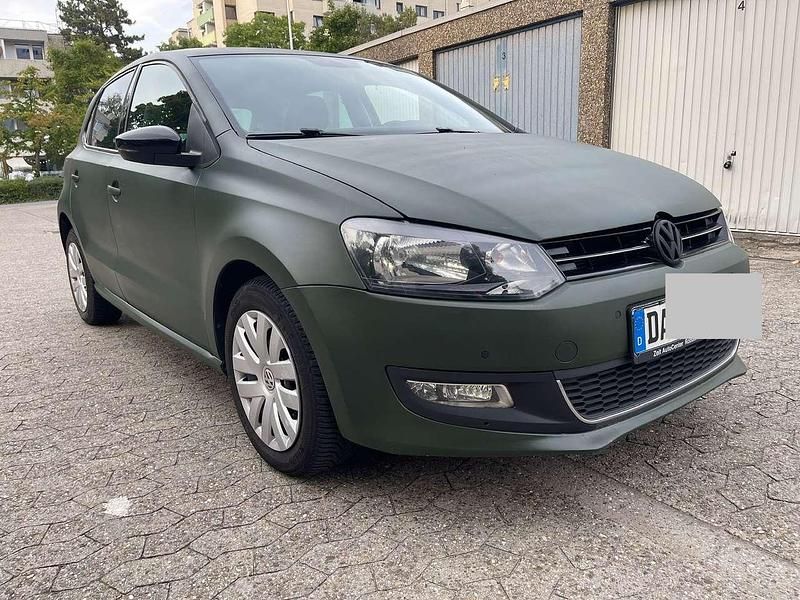 Gebraucht VW Polo Comfortline 90 PS (66 kW) 2015 Grün Kleinwagen