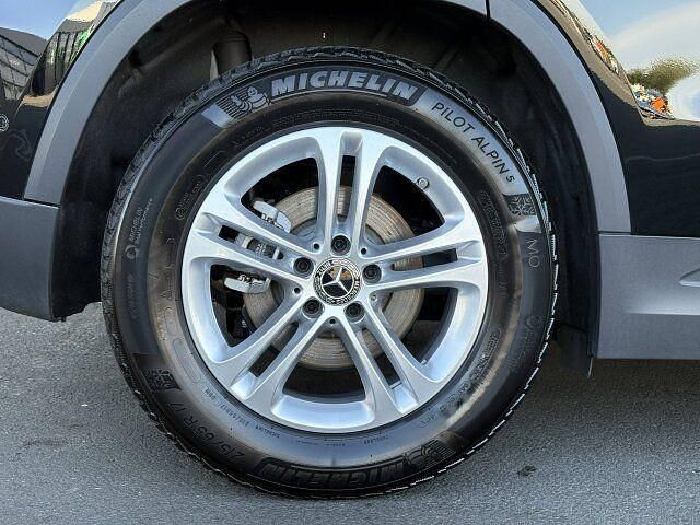 Gebraucht Mercedes GLA200 Advanced 163 PS (119 kW) 2024 Unilack nachtschwarz SUV