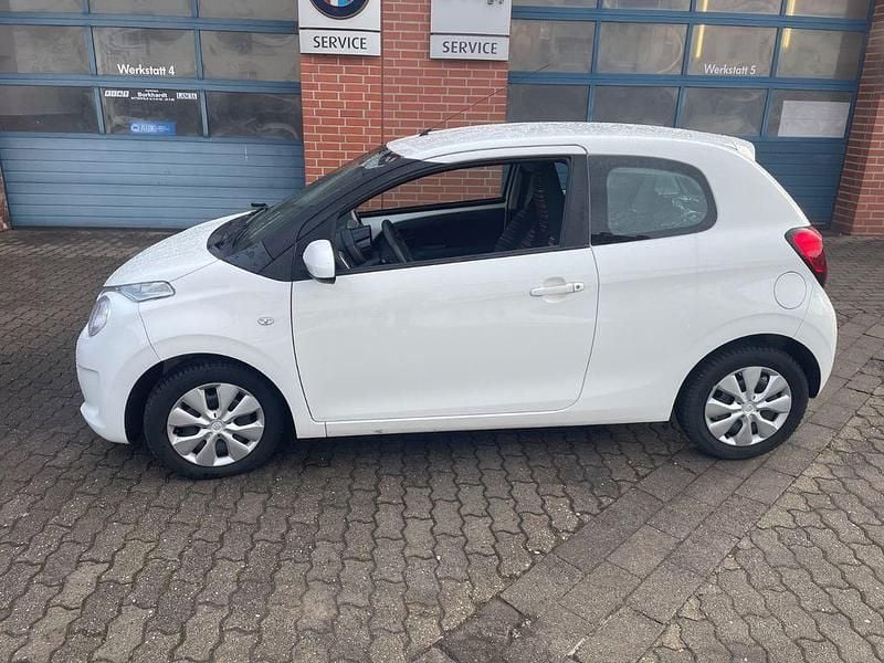 Gebraucht Citroën C1 Feel 82 PS (60 kW) 2015 Weiß Kleinwagen