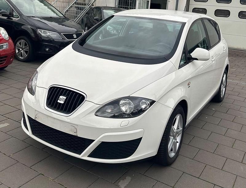 Gebraucht Seat Altea 125 PS (91 kW) 2010 Weiß Van / Kleinbus