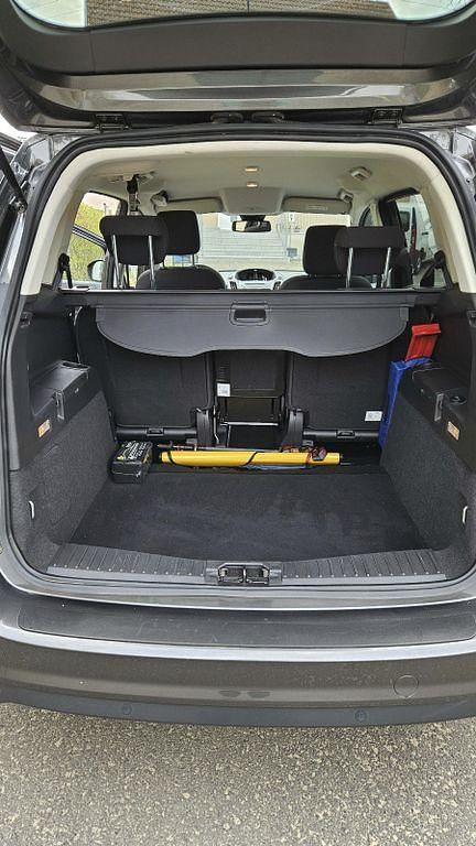 Gebraucht Ford Grand C-Max Trend 125 PS (91 kW) 2016 Grau Van / Kleinbus
