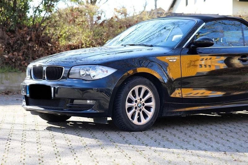 Gebraucht BMW 118 Cabriolet 143 PS (105 kW) 2009 Schwarz Cabrio