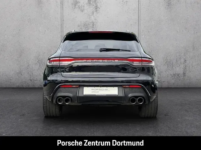 Gebraucht Porsche Macan 265 PS (194 kW) 2023 Schwarz SUV