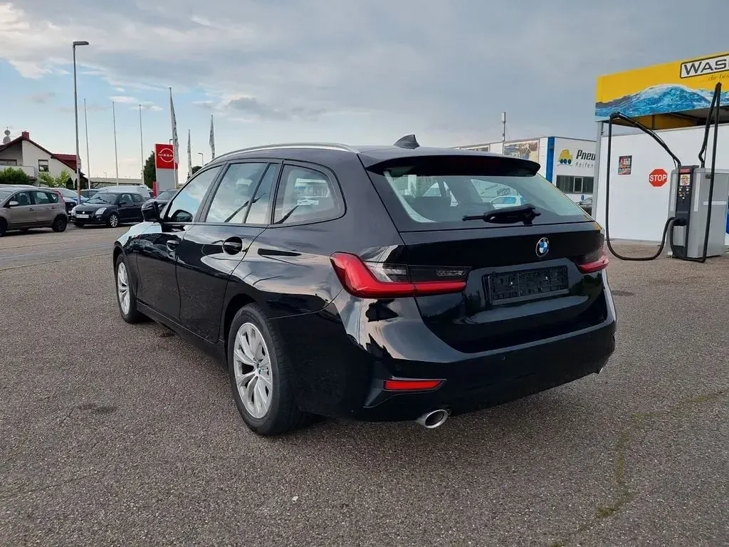 Gebraucht BMW 320 Luxury Line 190 PS (139 kW) 2020 Schwarz Kombi