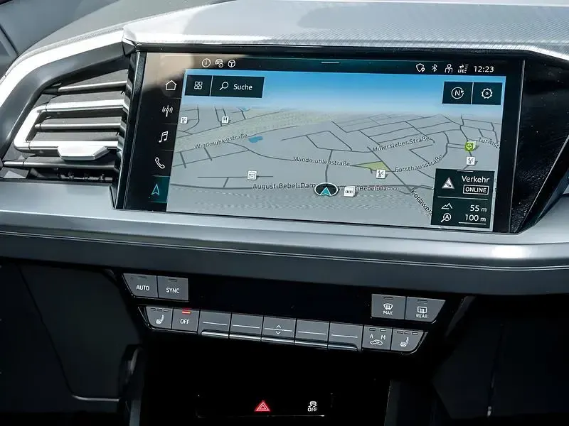 Używany Audi Q4 e-tron 210 kW (286 KM) 2025 Biały SUV