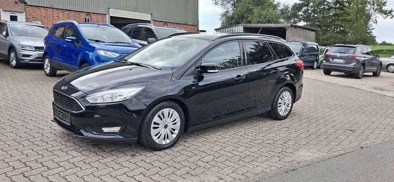Schwarz Gebraucht 2016 Ford Focus Kombi | 8.499 € (Guter Preis) - Bild 1/4