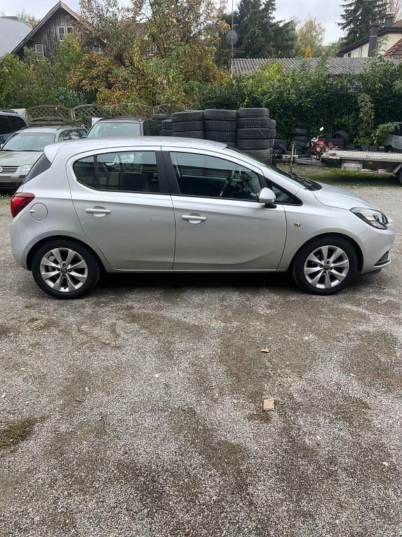 Gebraucht Opel Corsa Edition 90 PS (66 kW) 2017 Silber Limousine