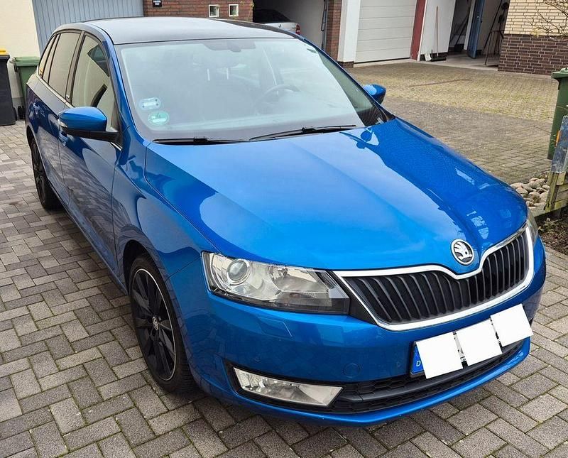 Gebraucht Skoda Rapid Joy 110 PS (80 kW) 2016 Blau Kleinwagen