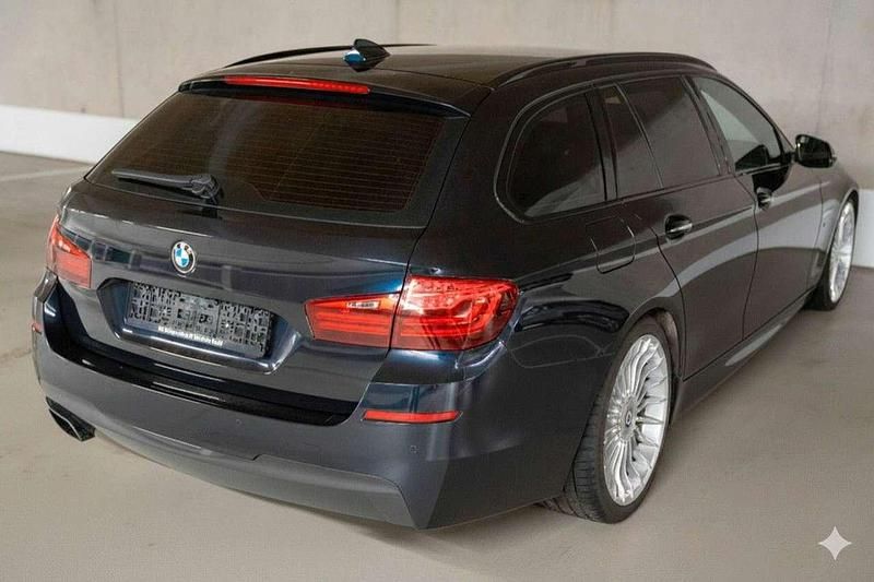 Gebraucht BMW 550 381 PS (280 kW) 2017 Carbonschwarz Kombi